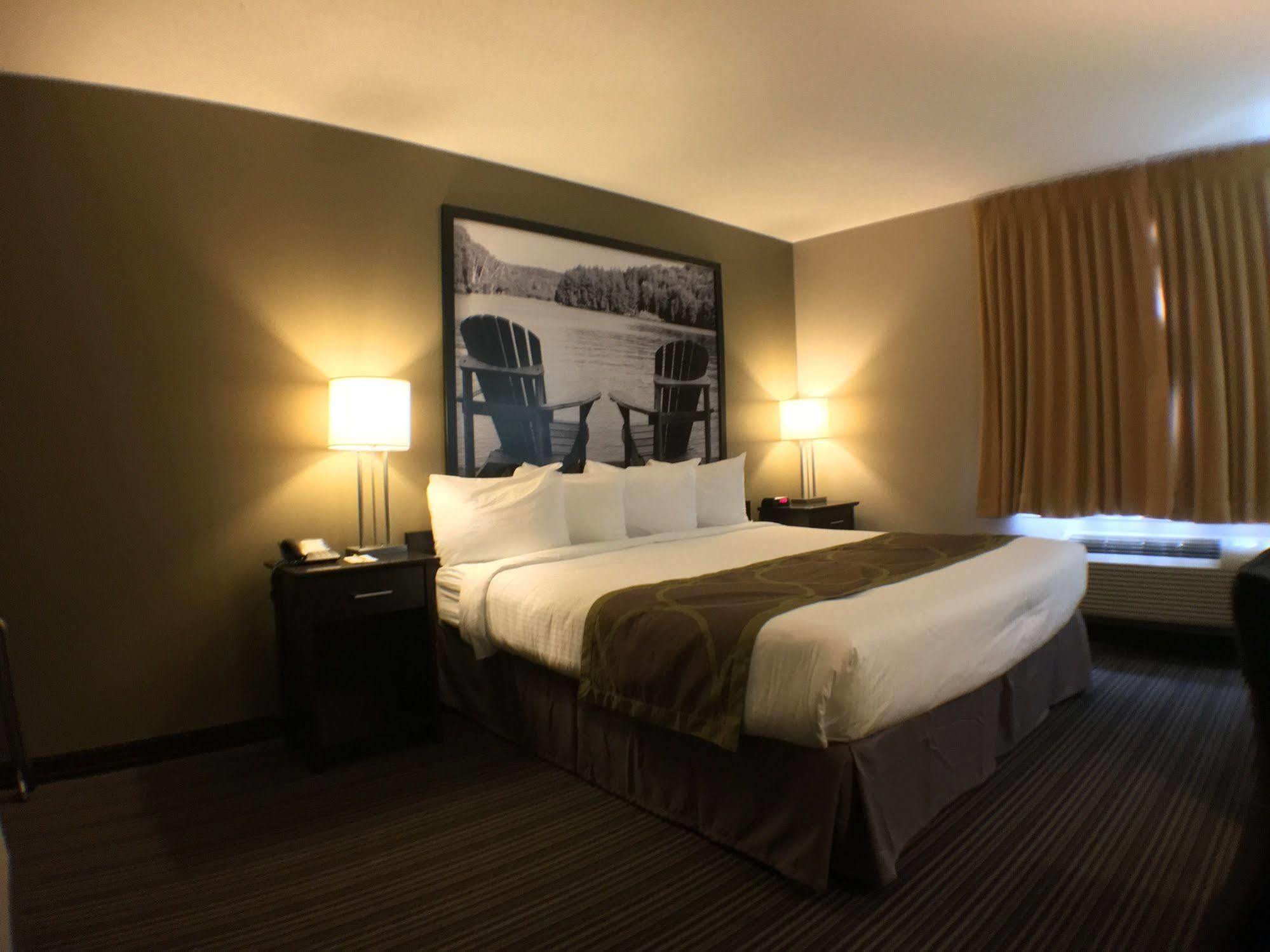 Super 8 By Wyndham Kapuskasing Hotel Ngoại thất bức ảnh