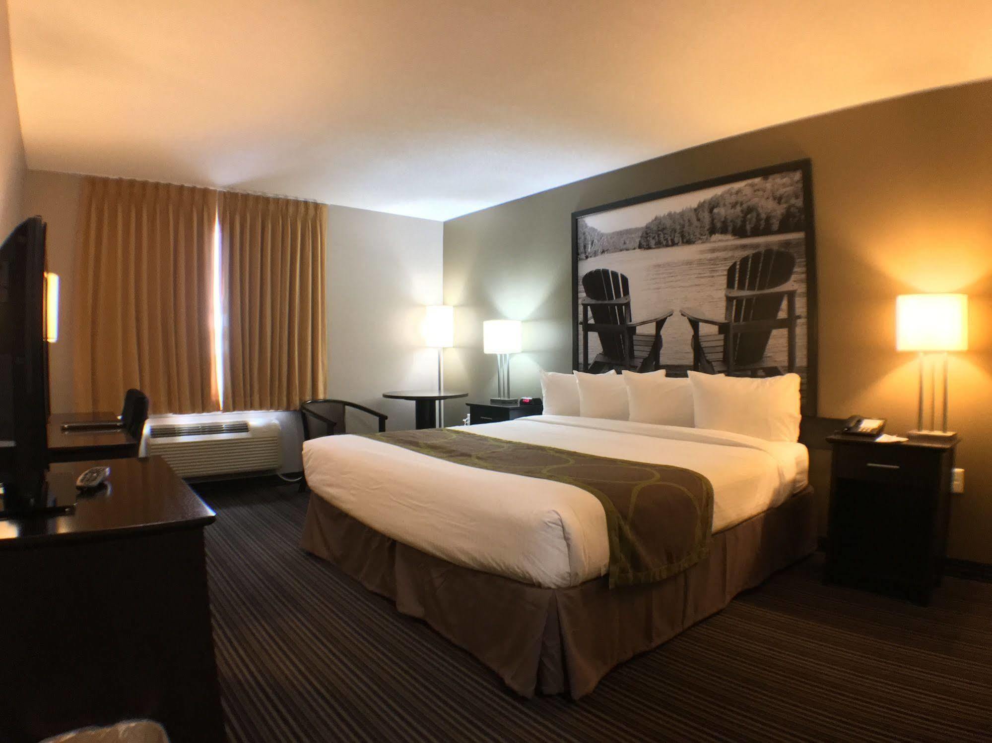 Super 8 By Wyndham Kapuskasing Hotel Ngoại thất bức ảnh