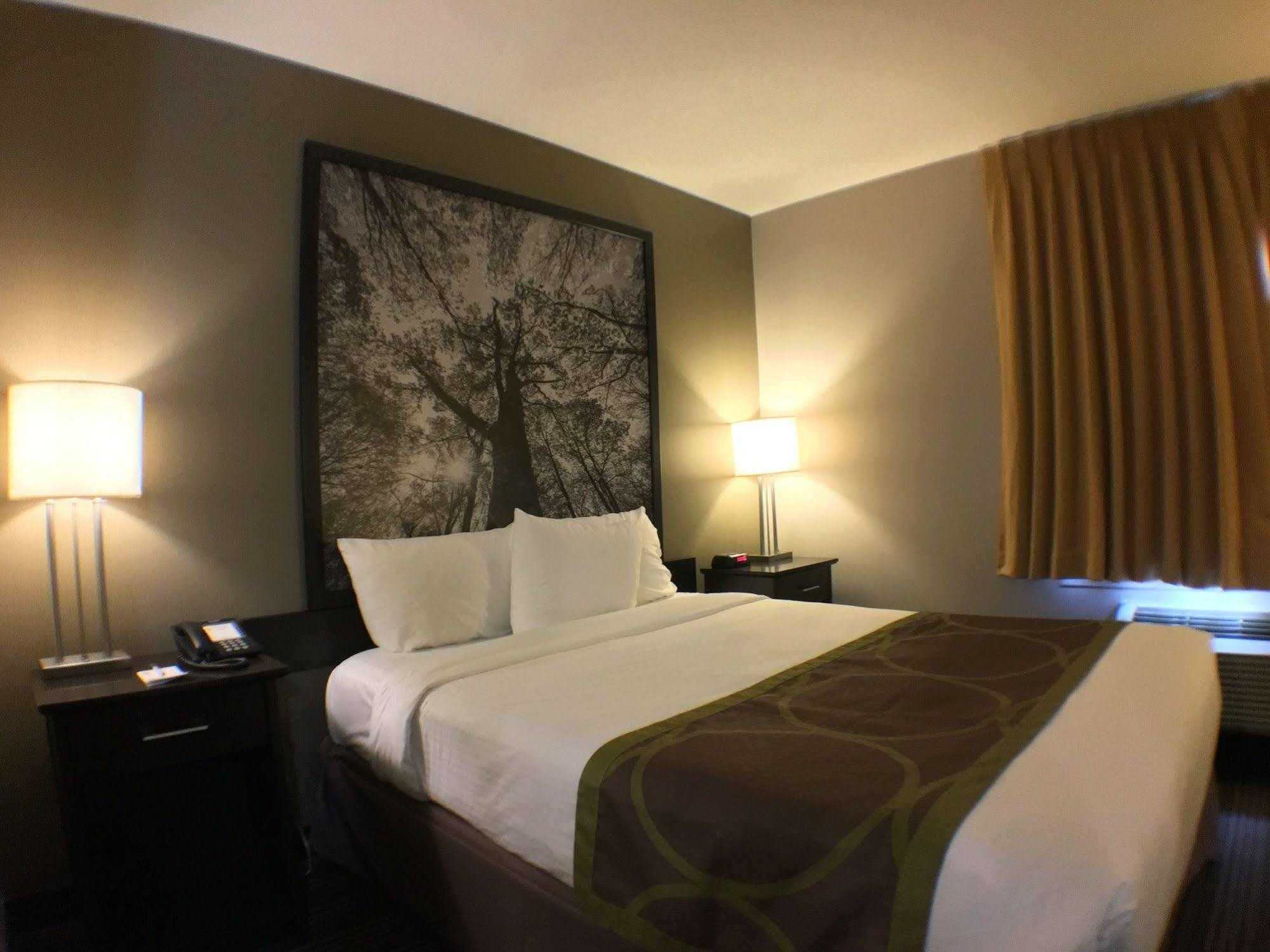 Super 8 By Wyndham Kapuskasing Hotel Ngoại thất bức ảnh